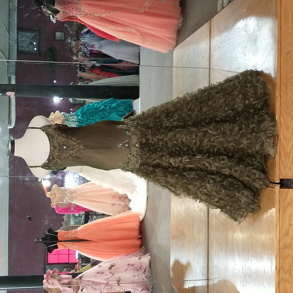 Alyce designs prom dress
